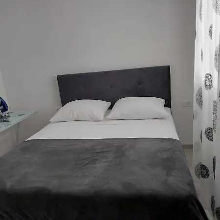 Apartment Apartman Iva