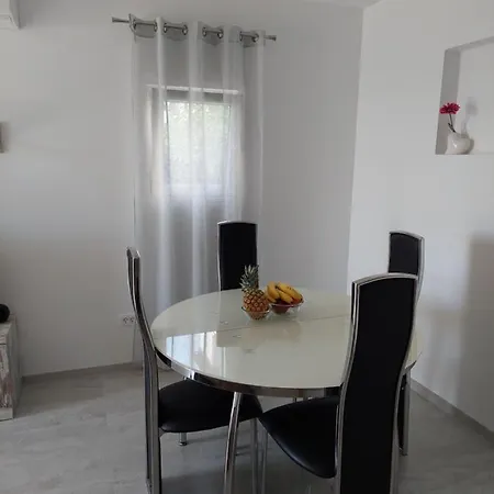 Apartment Apartman Iva *