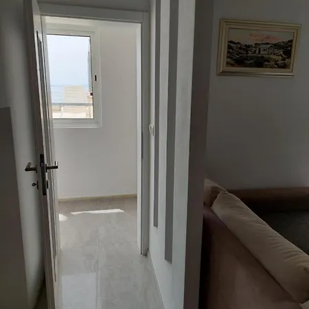 Apartment Apartman Iva